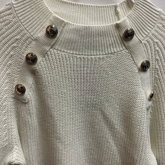 Náutica Women's Cream Sweater with Button Accents size L/ NWT B90 - Picture 4 of 5